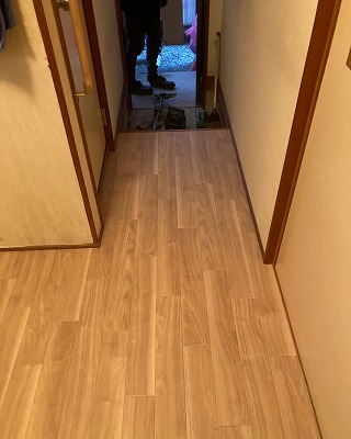 床補修工事