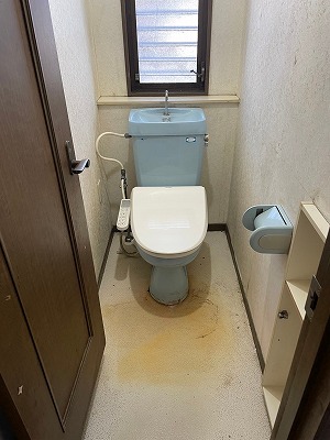 松阪市　トイレ交換工事 施工Before写真